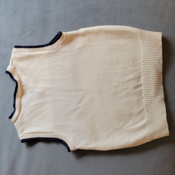 Snowflake vest - Picture 2 of 3